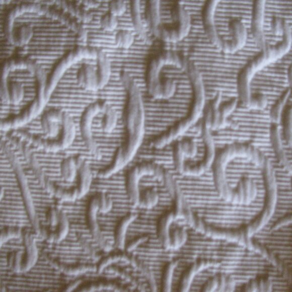 TWIN BEDSKIRT - BEAUTIFUL MATERIAL - Picture 4 of 5